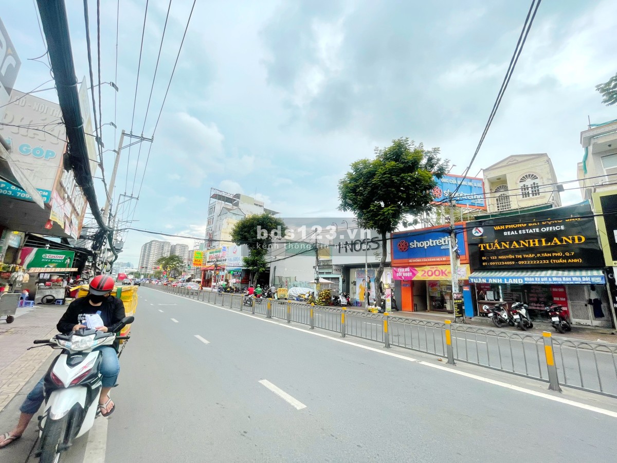 Chủ nhà cho thuê nhà 135 Nguyễn Thị Thập Q7 DT 5x32m giá 42tr/th