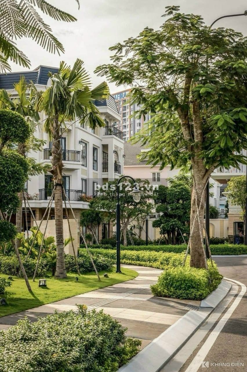 Bán Biệt Thự Góc 3 Mặt tiền: 506.4m2 1 trệt+ 3 lầu. Giá Gốc:46.99 tỷ. Giảm 5.1 tỷ khi thanh toán 95%