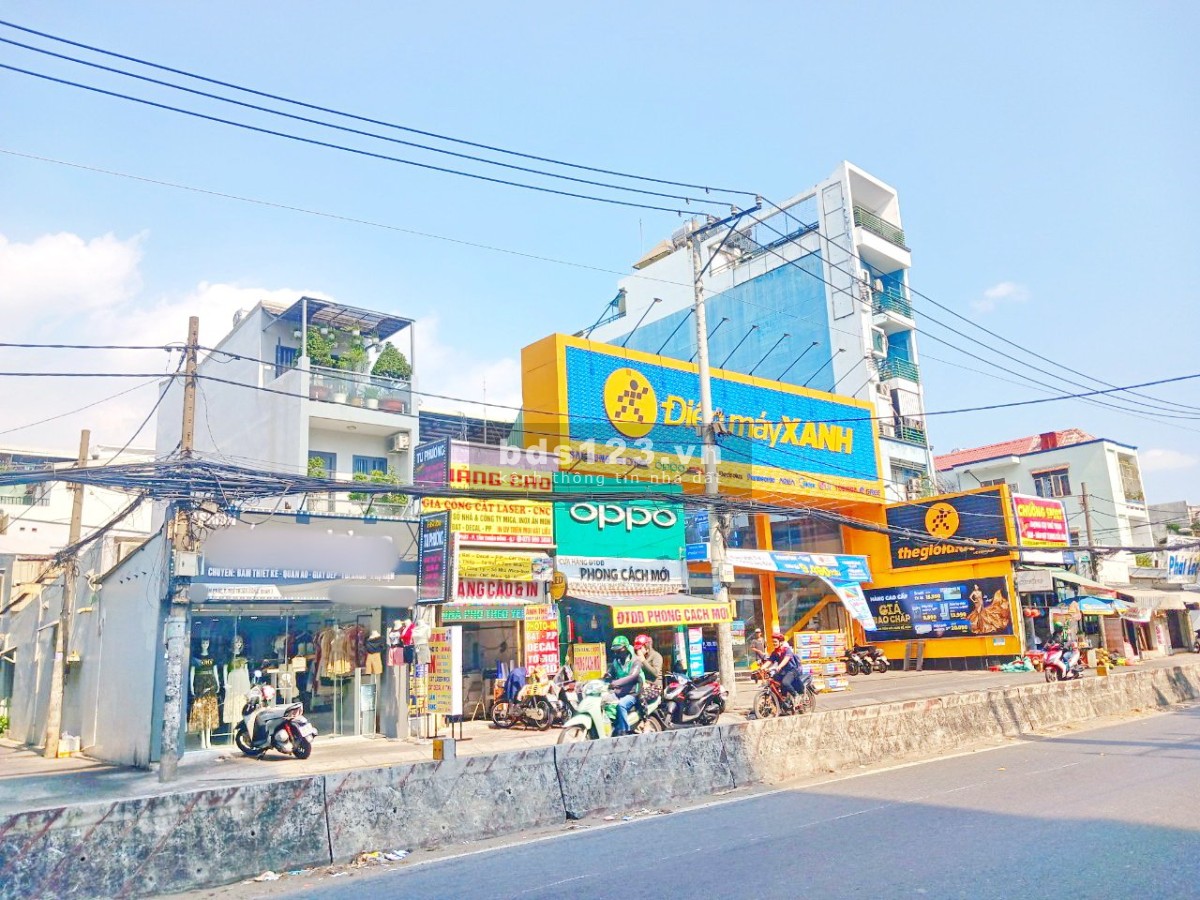 Bán gấp mặt tiền 383 Huỳnh Tấn Phát cạnh Chi cục thuế Q7 giá 13 tỷ