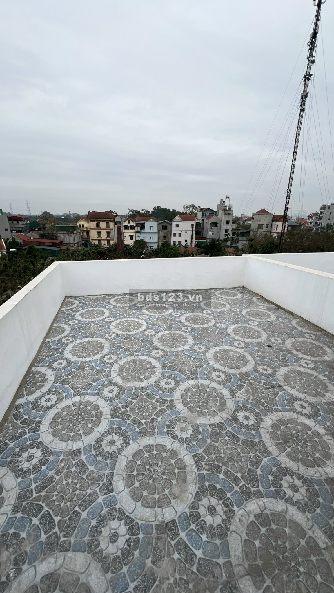 Bán gấp nhà 48m2, gần KDT Đô Nghĩa, ôtô đỗ cửa, đầy đủ công năng, dọn về ở luôn, giá 2,4 tỷ