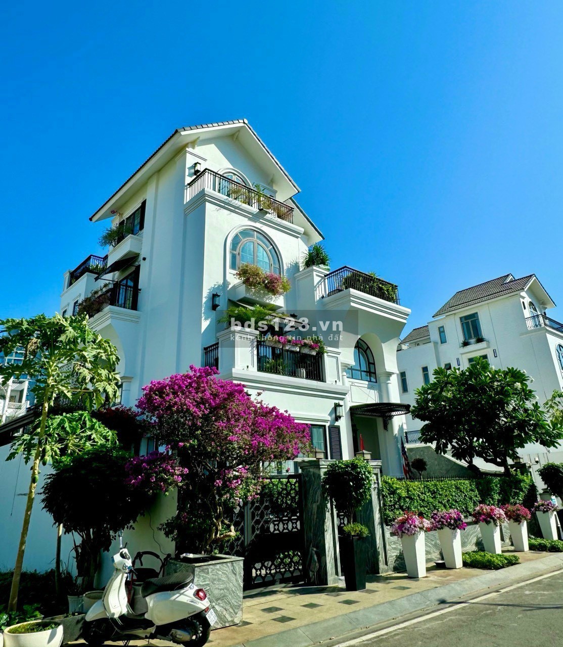 Cần bán biệt thự sân vườn thảo điền khu vip Nguyễn Văn Hưởng, giá chỉ 55 tỷ