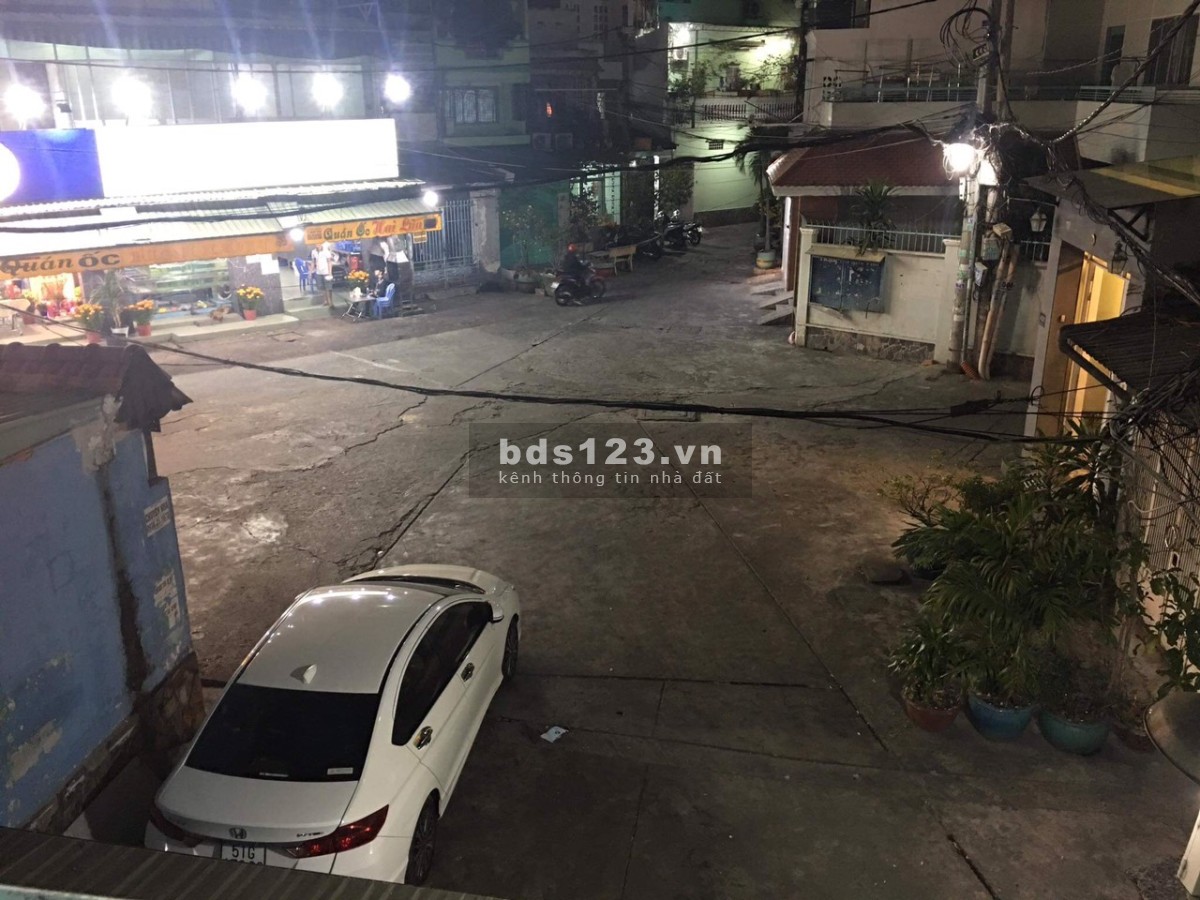 Chính chủ cần bán nhà 2 căn góc 2MT hẻm xe tải đường Lê Đại Hành, quận 11