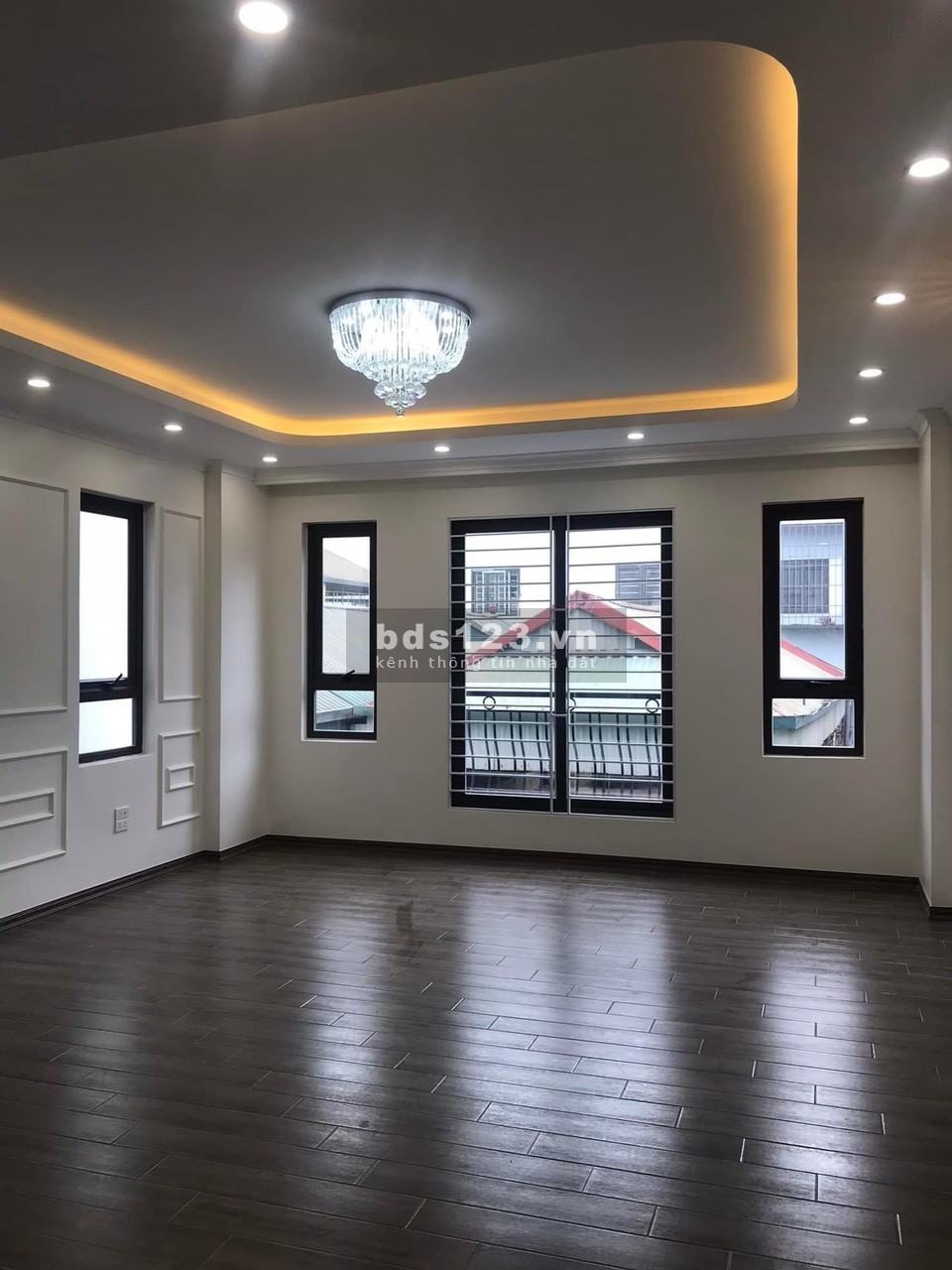 Bán gấp nhà lô góc, thang máy, ô tô, phố Khương Hạ, Thanh Xuân. DT 50m, 6 tầng, mt 5m, giá 8 tỷ.