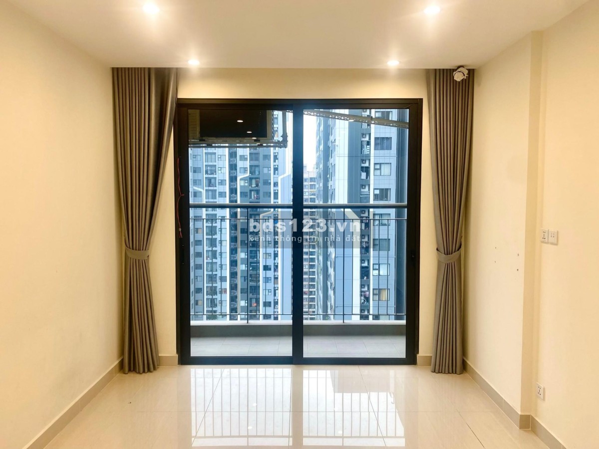 Bán căn hộ 43m2 toà GS3 1N+ hướng đông bắc 2tỷ370 có ra lộc + Bao phí