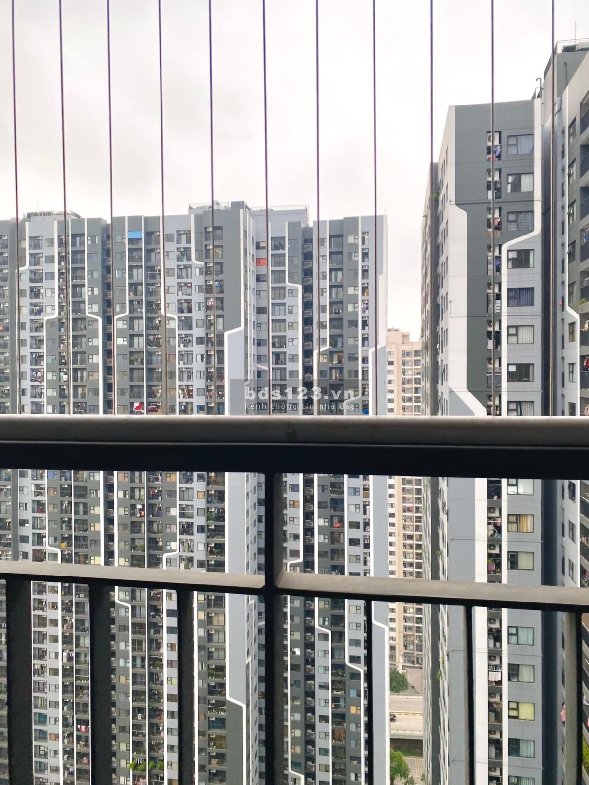 Bán căn hộ 43m2 toà GS3 1N+ hướng đông bắc 2tỷ370 có ra lộc + Bao phí