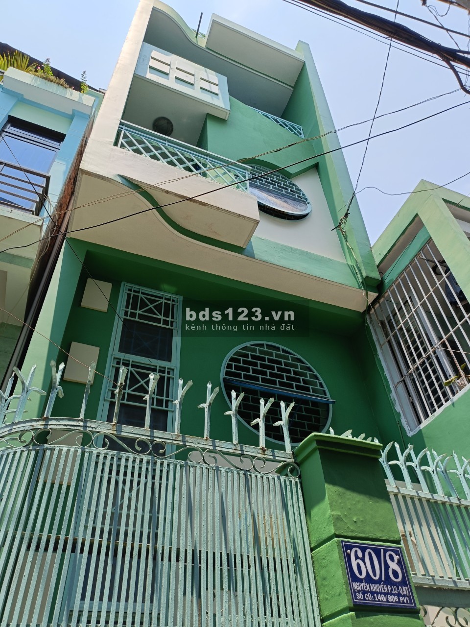 Cho thuê nhà NC 1 lửng 2 lầu 1 sân thượng tại Nguyễn Khuyến Q Bình Thạnh