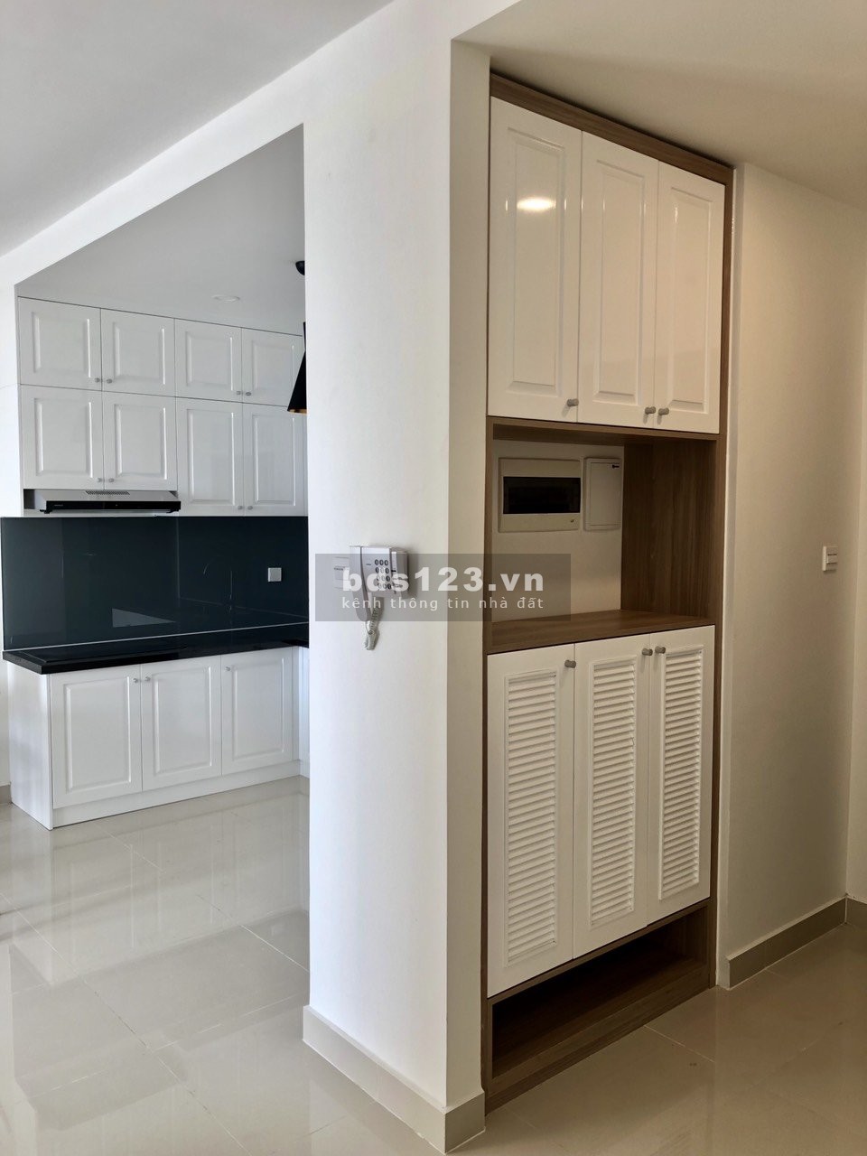 Nhà xinh đẹp lung linh – The Sun Avenue 2PN bán 4 tỷ 5