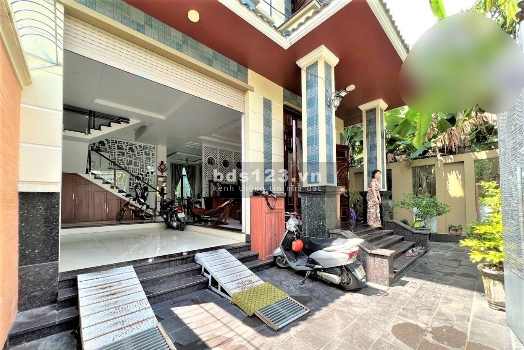 Cho thuê biệt thự nguyên căn 5 phòng ngủ 10x18m2 Thạnh Mỹ Lợi Quận 2 chỉ 25tr/tháng.