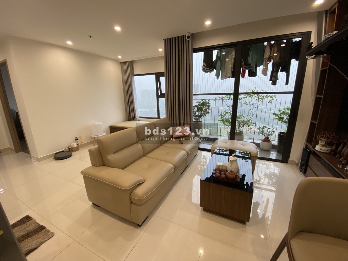 Cần Bán gấp căn 2N+ 64m2 Full Đồ siêu đẹp, sẵn sổ giao dịch Tại Vinhomes smart Tây Mỗ