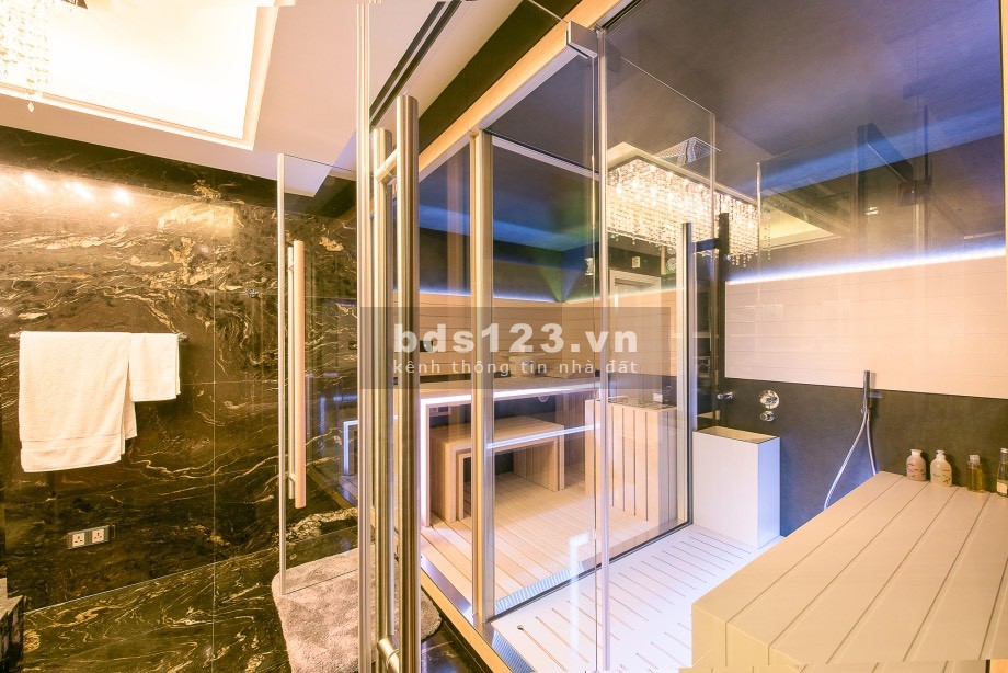 Bán Penthouse siêu hiếm 400m2 tại Hoàng Thành Tower 114 Mai Hắc Đế LH: 0975997166