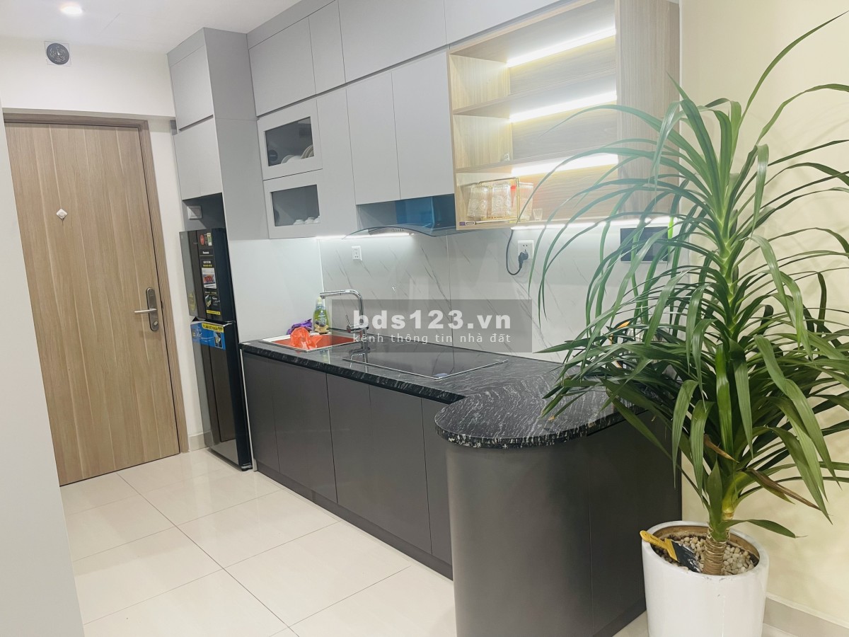 Chính chủ cho thuê Studio full đồ 32m view bể bơi siêu đẹp 7 triệu/tháng Vinhomes Smart City
