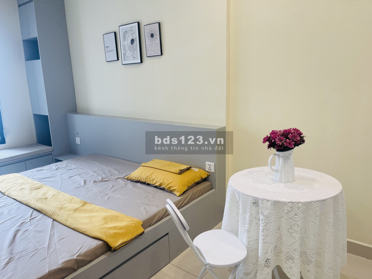 Chính chủ cho thuê Studio full đồ 32m view bể bơi siêu đẹp 7 triệu/tháng Vinhomes Smart City