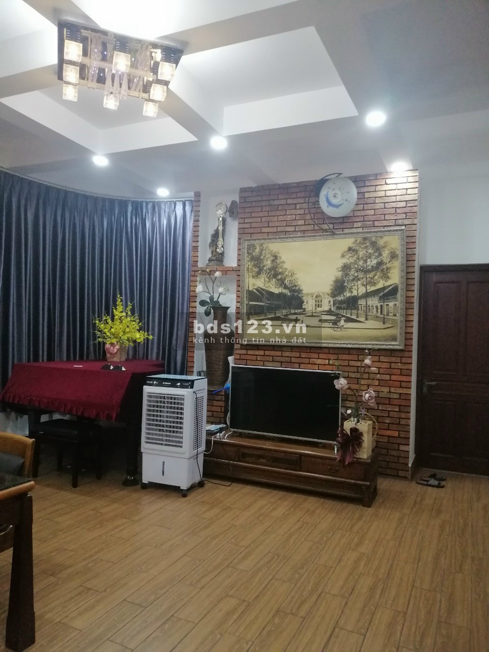 Chỉ 138 triệu/m2 sở hữu nhà biệt thự Bình Thạnh. Gồm 2 tòa nhà nằm trên khuôn viên đất 303,7 m2