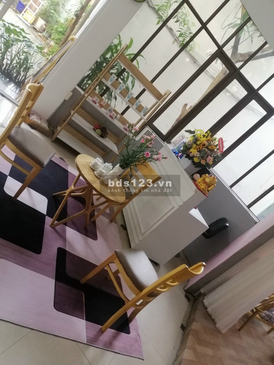 Chỉ 138 triệu/m2 sở hữu nhà biệt thự Bình Thạnh. Gồm 2 tòa nhà nằm trên khuôn viên đất 303,7 m2