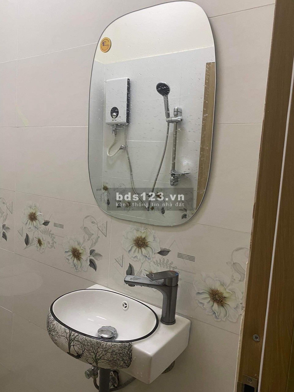 Cho thuê phòng tiện nghi cao cấp, nhiều khu tiện ích gần sân bay