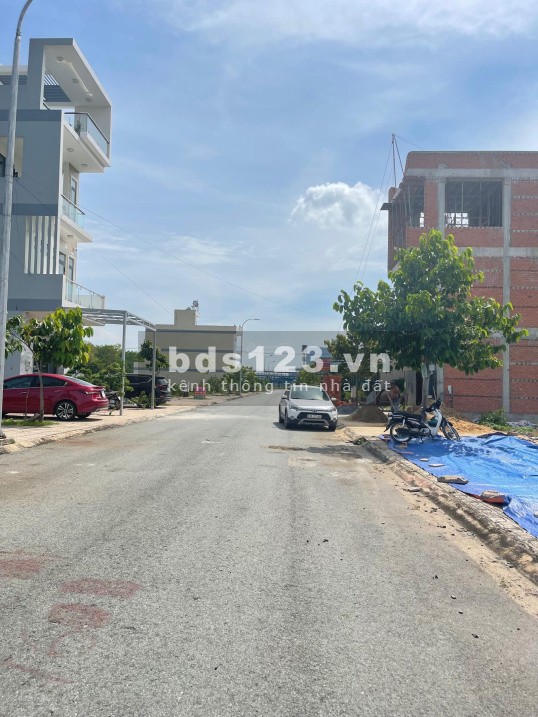 Chủ gửi bán nhanh 92,5M2 100% thổ cư KDC An Thuận