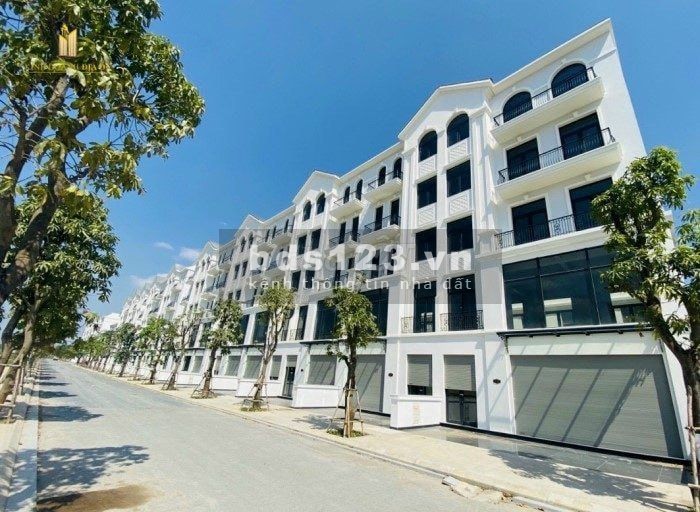 Bán nhà phố 84m2 Vinhomes Quận 9 trục đường chính 23,5 tỷ BTP