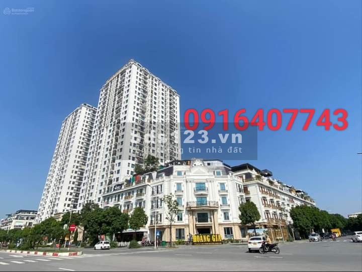 Cần bán căn hộ HC Golden, Long Biên. Hướng 120m2, 3pn2vs, cách cầu Chương Dương 2km.