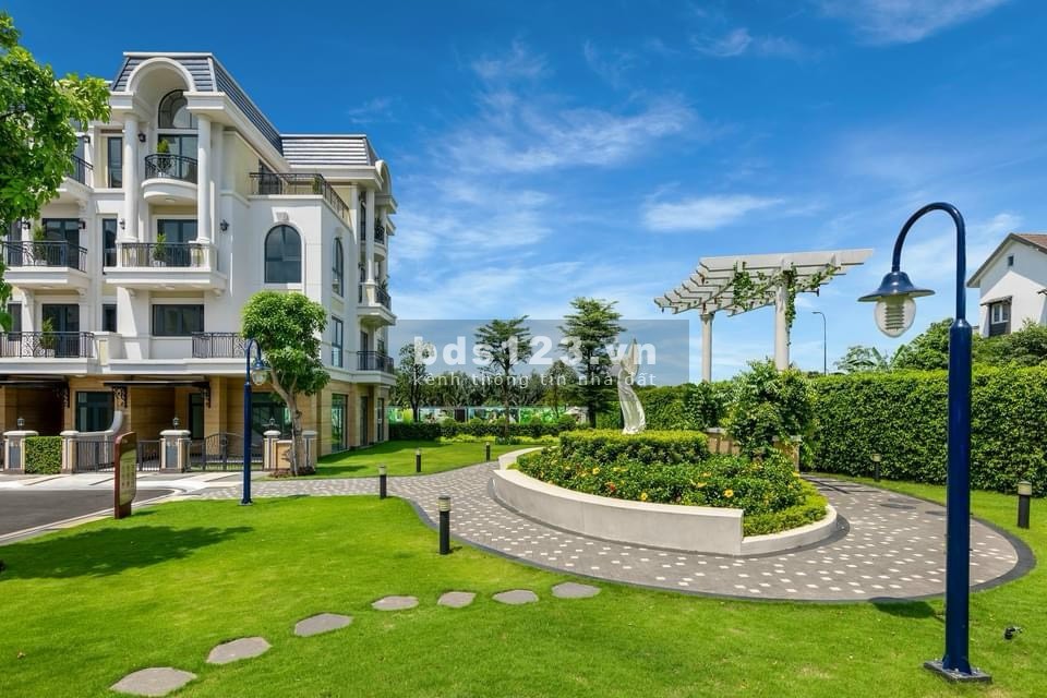 Chuyển nhượng bán nhà khu Compound The Classia rẻ hơn 3 - 6 tỷ, sổ hồng sẵn, nhận nhà ngay