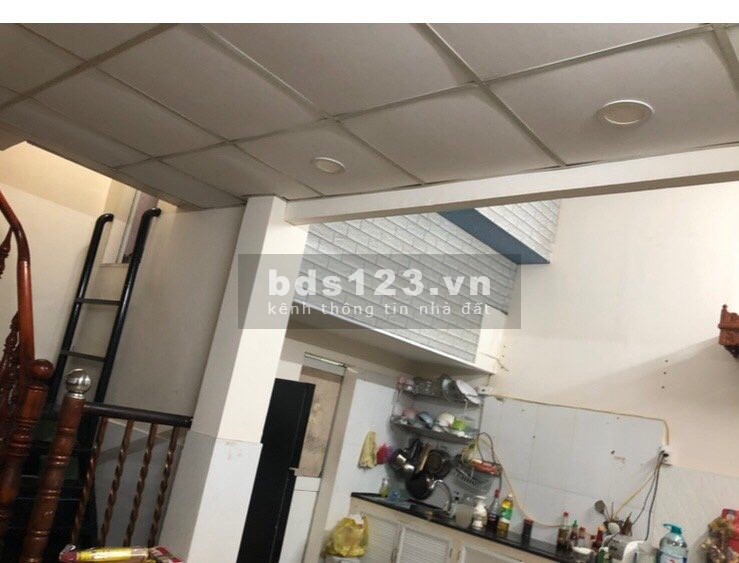 Bán nhà chính chủ, 30m2, sổ chung, gần bệnh viện Thủ Đức, gần trường cấp 1,2,3, giá 1ty8