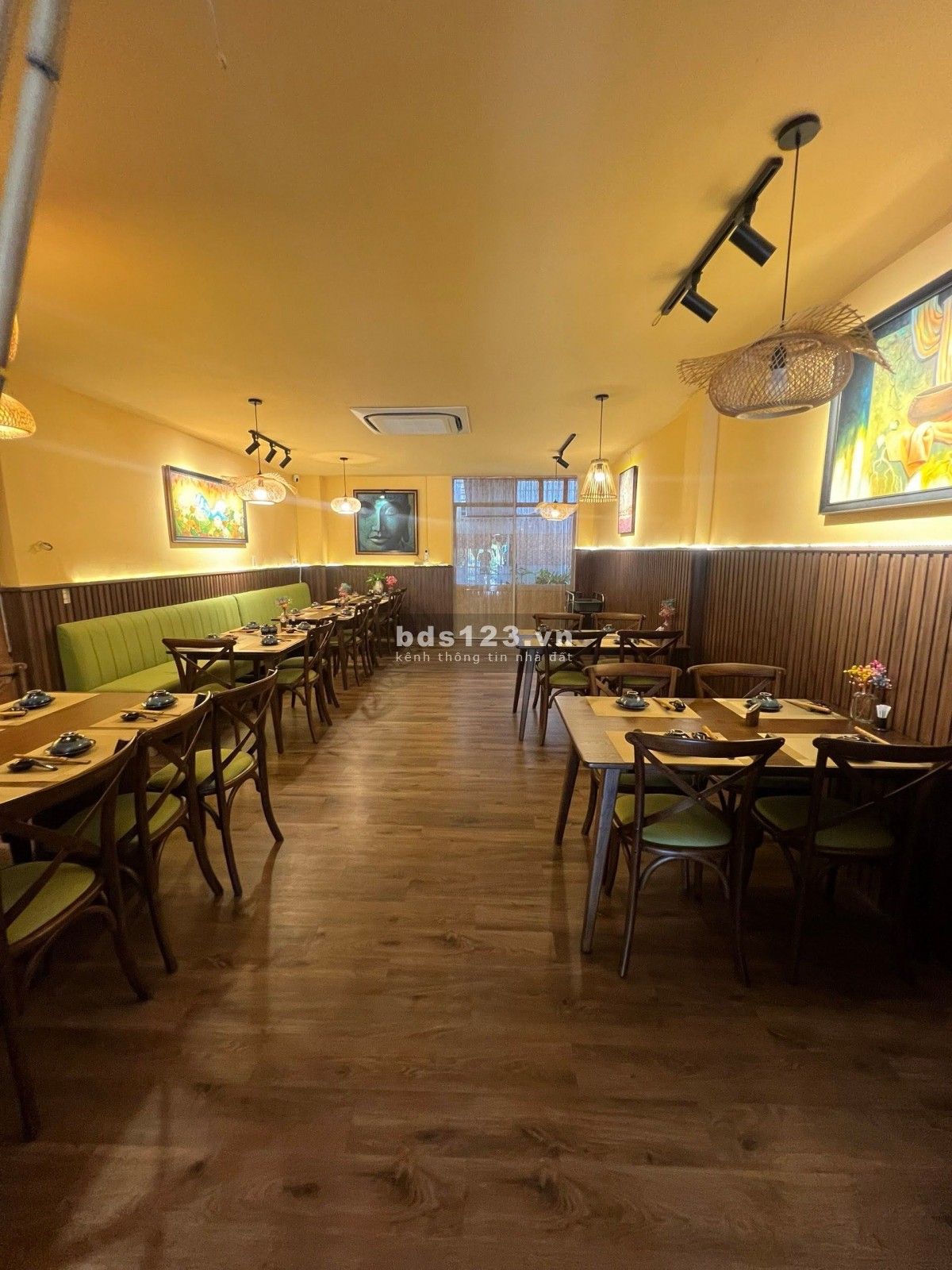 Sang nhà hàng chay Mọc Lam Quận 2