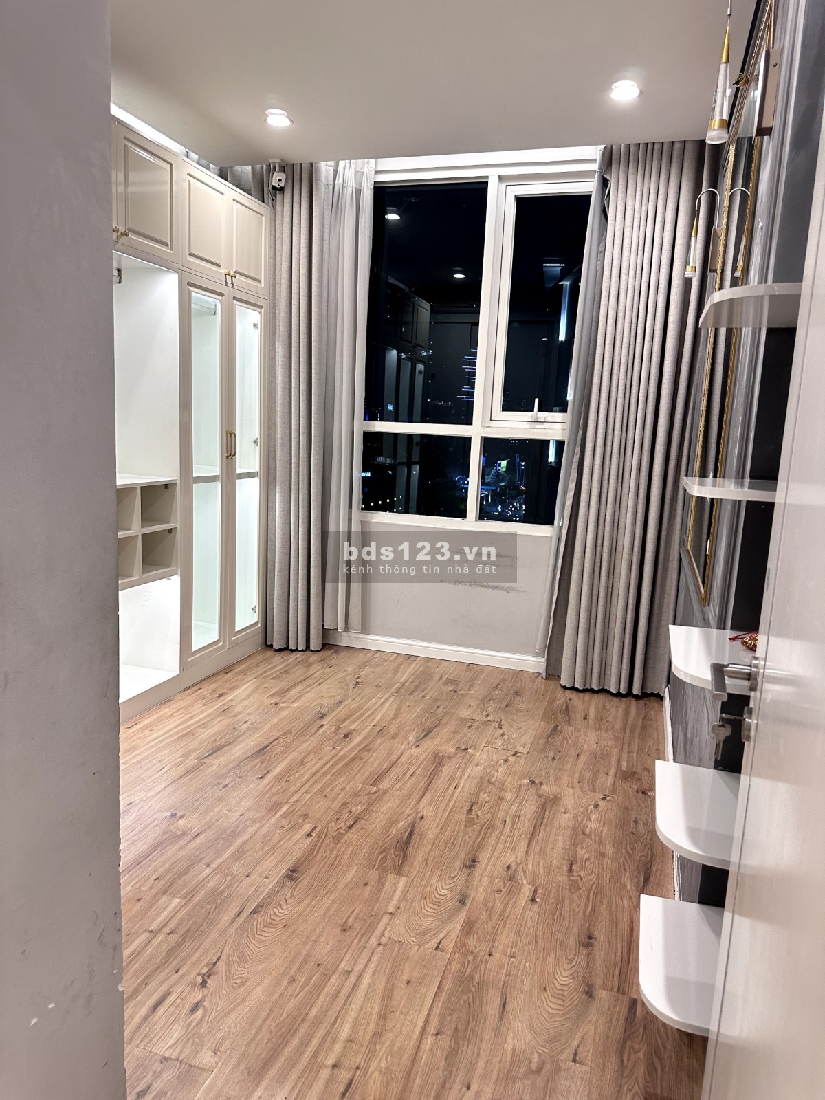 Bán - 2PN Sarimi Sala - 8ty5 - Tầng cao - Gía thật