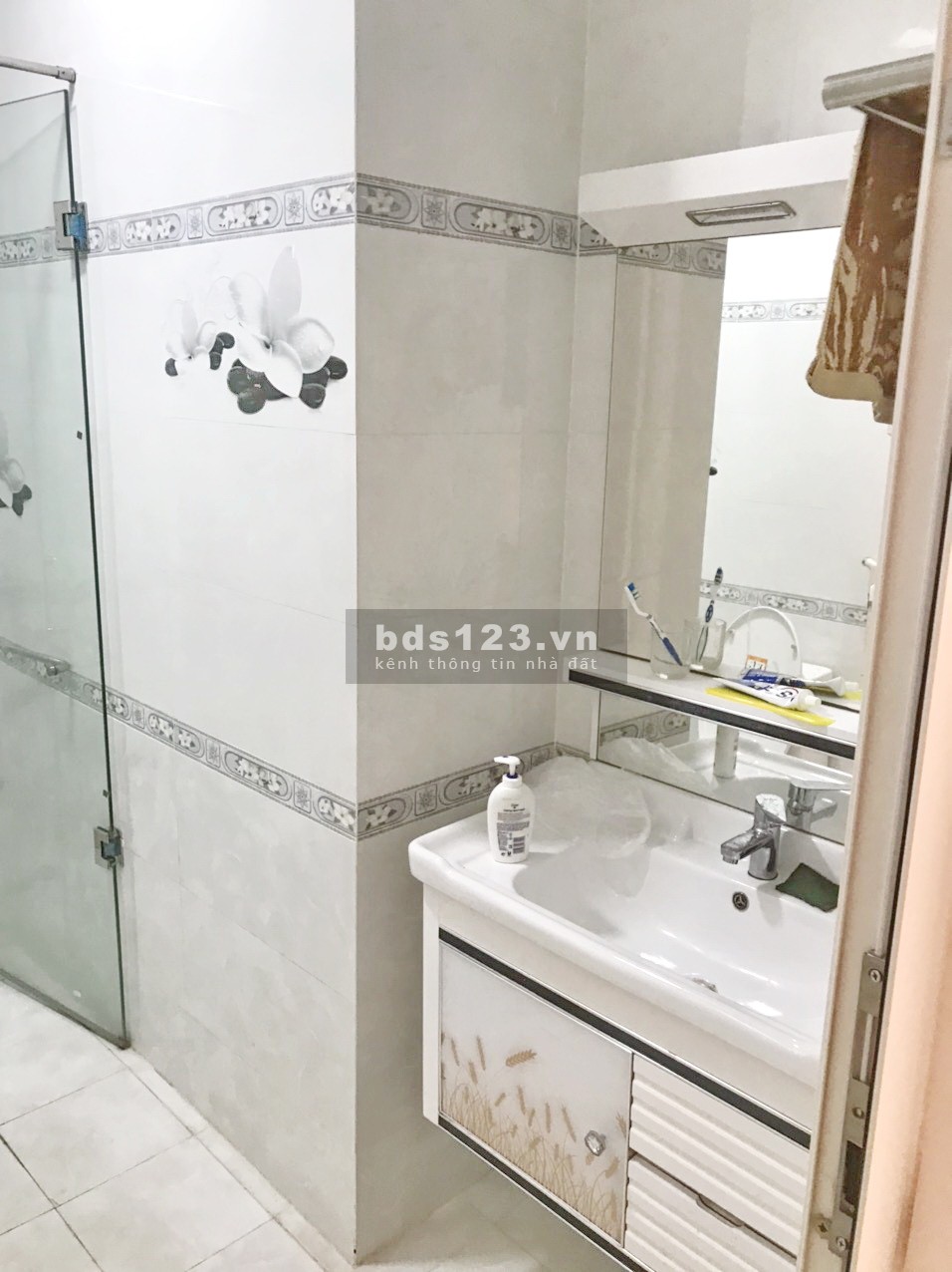 Cần bán gấp mặt tiền 5 tầng đường Mai Văn Vĩnh Q7, DT 5.2x17.5m giá 22 tỷ