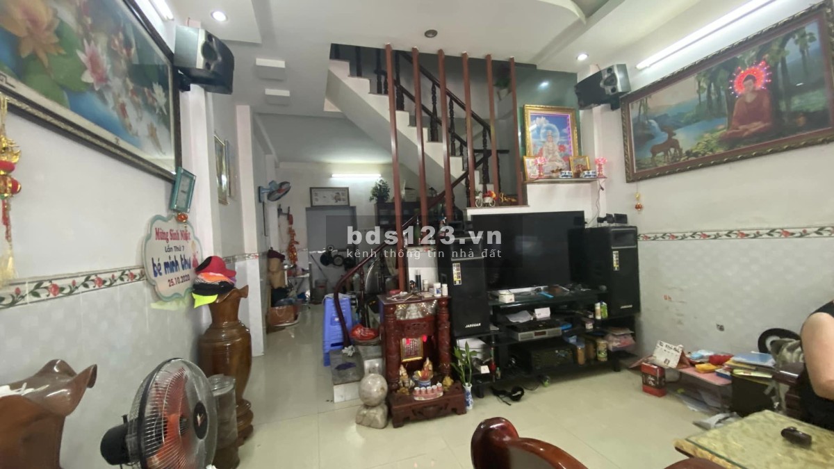 Bán nhà giáp Tân phú - DT: 48M2 (4 x 12m) 2 tầng - Hẻm 5M - Vuông vức - Chỉ 3.7 tỷ