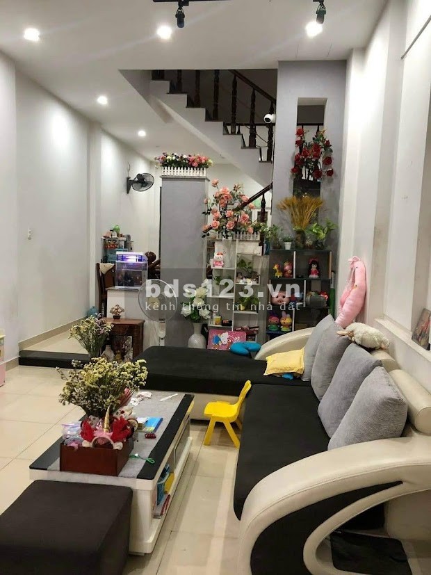 (Thủ Đức) Bán nhà rộng đẹp hxh phân lô Quốc lộ 13, Hiệp Bình Phước 64m2 3tầng 6.6tỷ