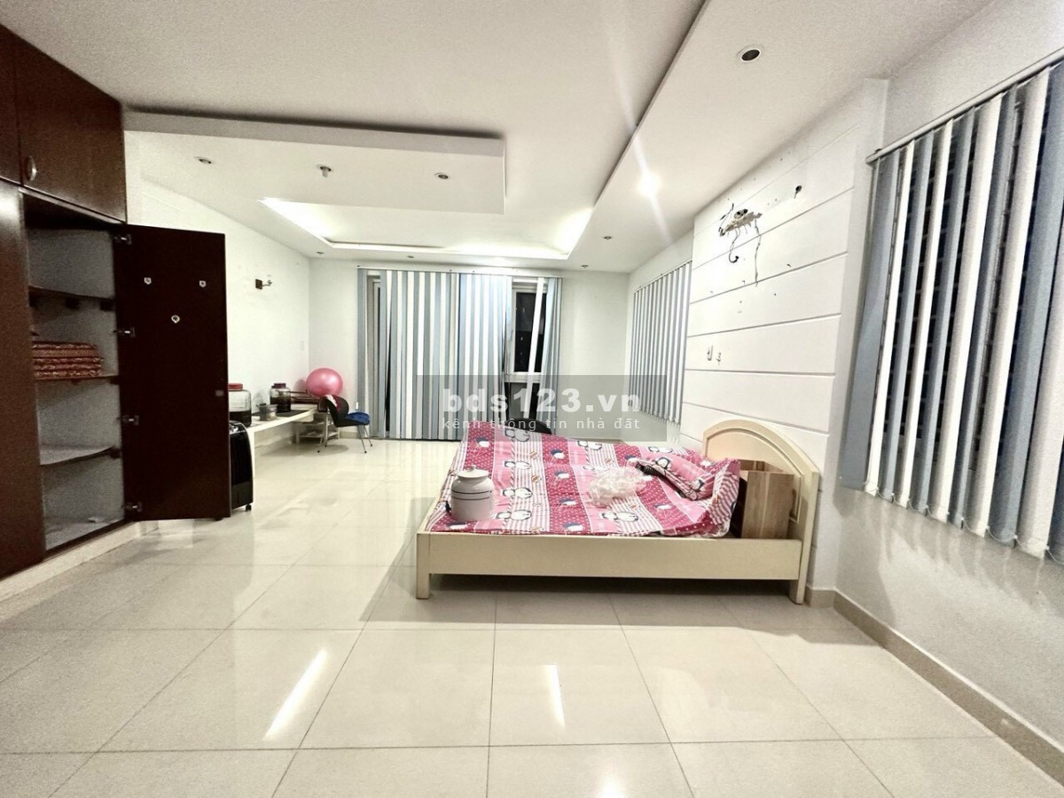 Bán nhà hẻm xe hơi DT 100m2 giá 11tỷ 990 bao gồm 5 tầng 6 phòng ngủ