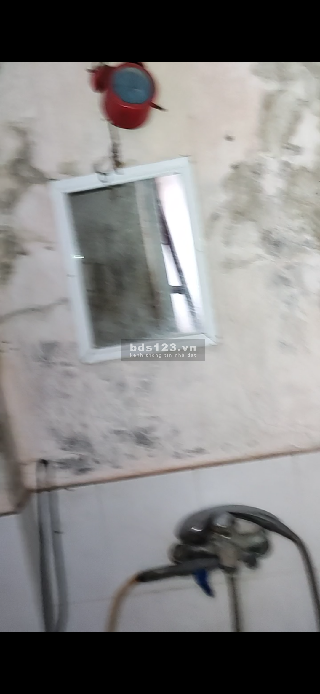 Nhà tập thể 4 tẩng, 5,5MV, đầu hồi thoáng mát