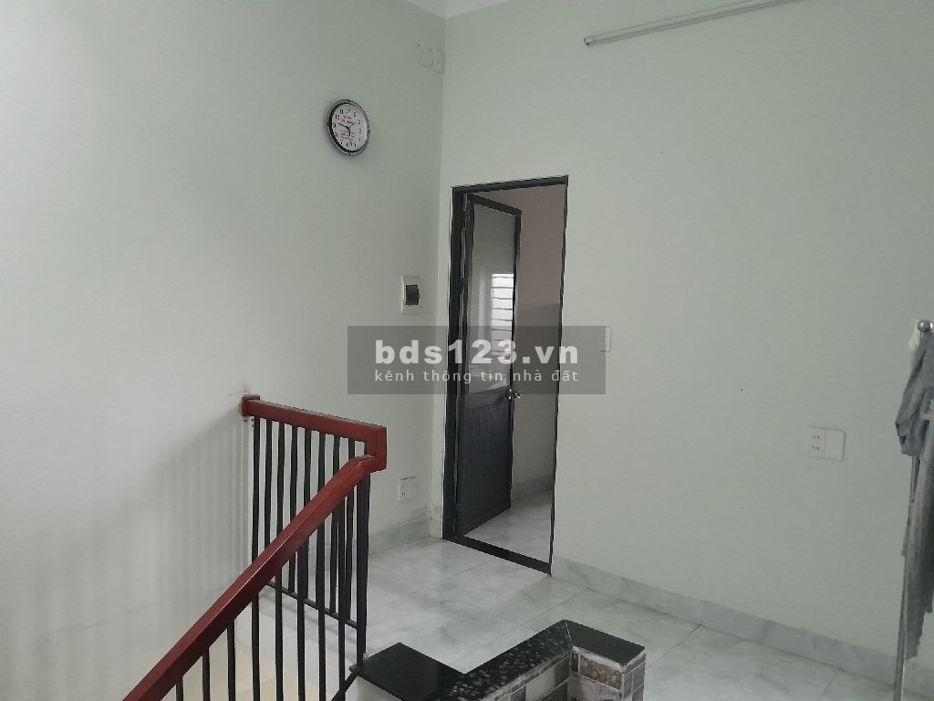 Bán nhà 2 tầng nở hậu - Đường Trần Quý Hai - Gần BVĐK Cẩm Lệ 70m2 MT 6,8m 3tỷx