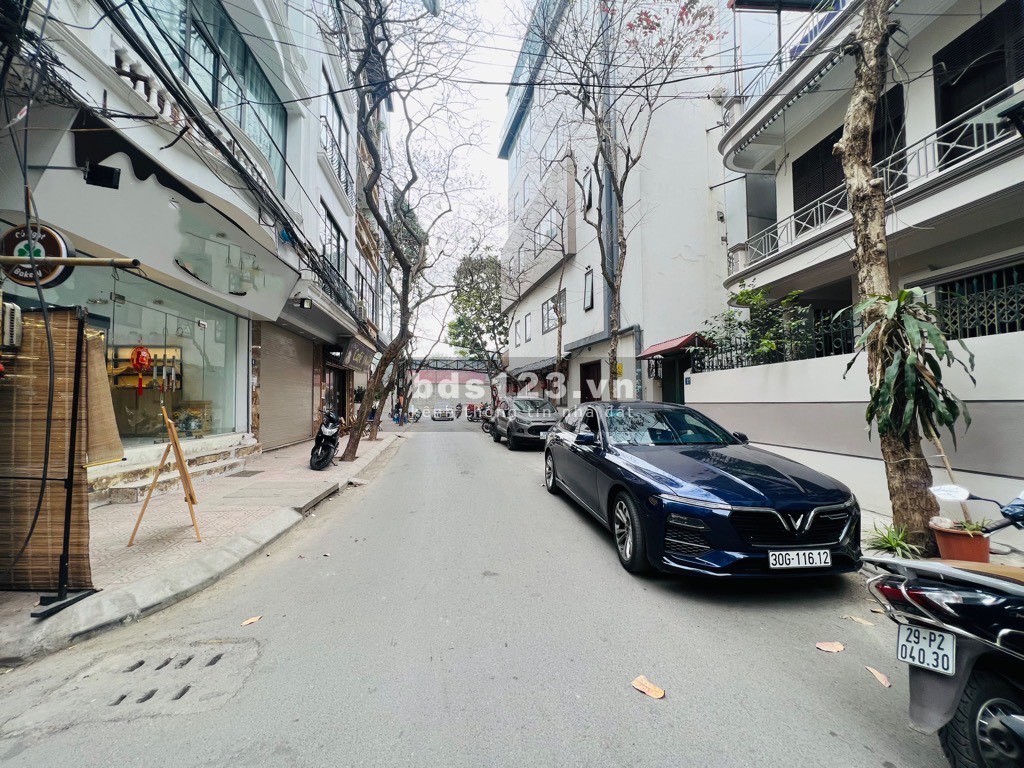 Bán nhà cực hiếm phố Kim Mã chỉ 15.8 tỷ