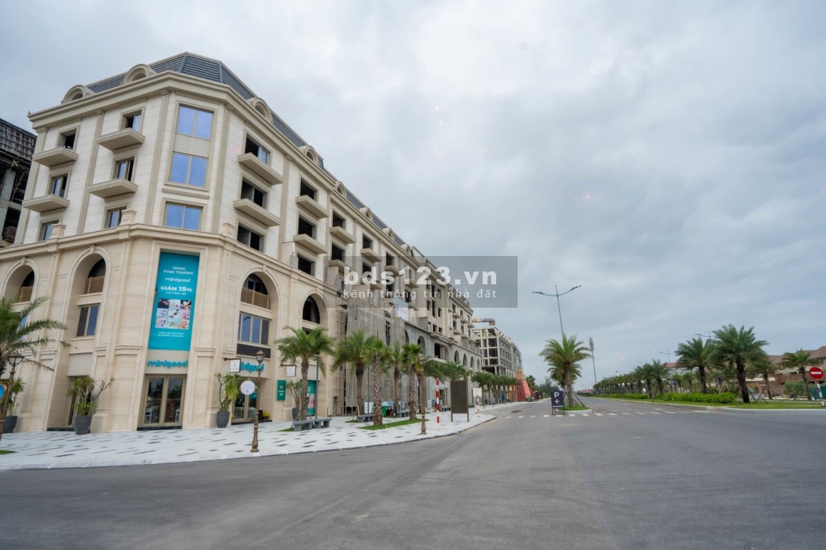 Ưu đãi cực khủng miễn phí thuê nhà lên đến 24 tháng Shophouse mặt biển thành phố Đồng Hới