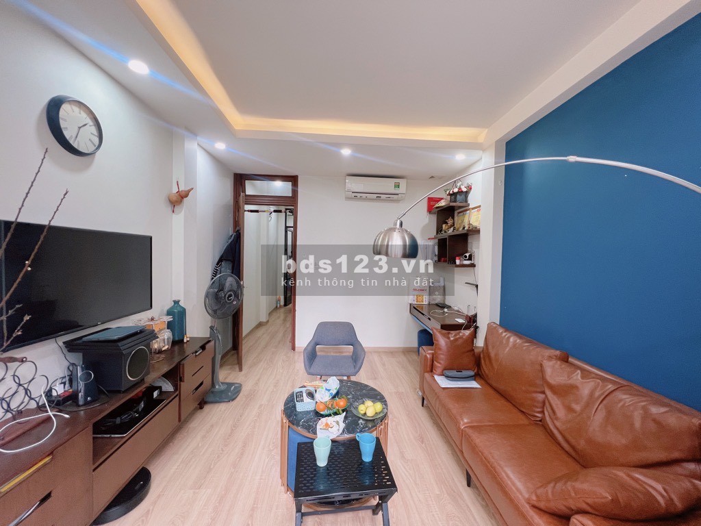 Bán nhà cực hiếm phố Kim Mã chỉ 15.8 tỷ