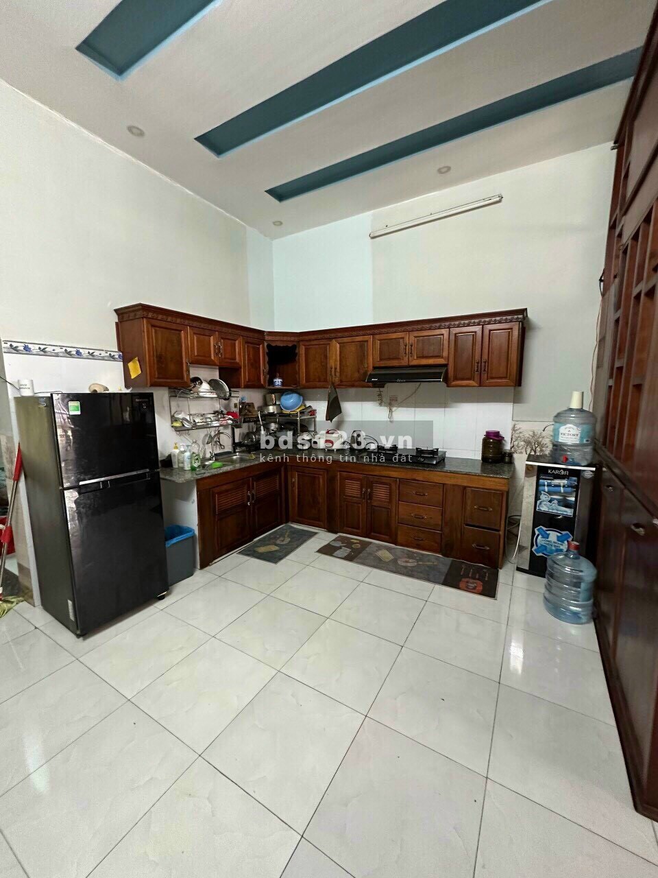 Cần bán nhà Tân An, Thủ Dầu Một, dt 4*37, thổ cư 60m2 sân vườn rộng rãi, đường ô tô giá 1.85 tỷ