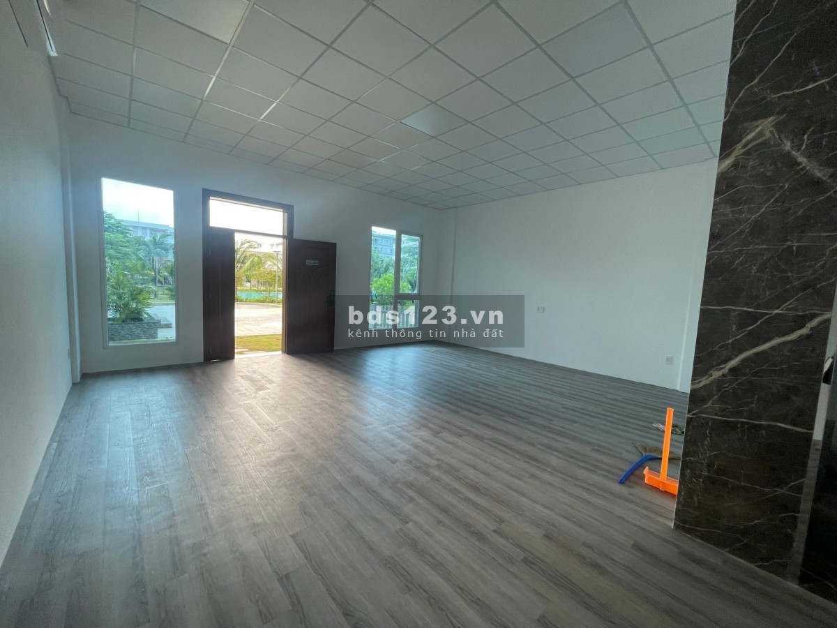 Bán Lakeview căn góc bìa View đẹp về quận 1, giá 110 tỷ