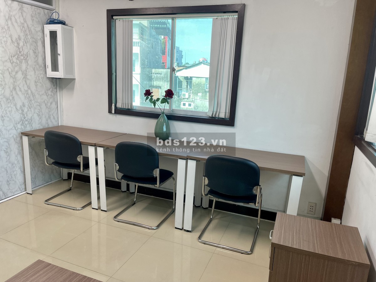 Văn phòng Quận 1 có sẵn nội thất cho từ 2-10nv với nhiều ưu đãi khi liên hệ trực tiếp 0981.291.039