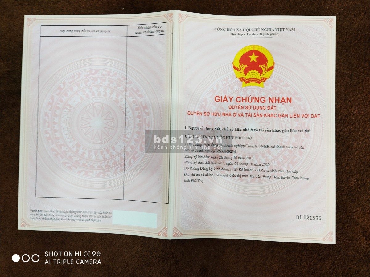 Bán căn shophouse 4 tầng kinh doanh sầm uất - Giá 2,6 tỷ - Sổ đỏ lâu dài - Sát chợ Hưng Hóa