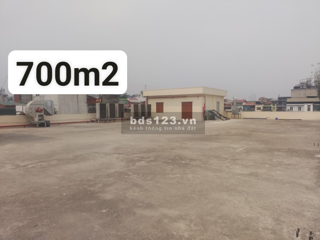 Cho thuê mặt bằng tầng thượng từ 700m2. Thuê mọi mô hình. Hoàn Kiếm