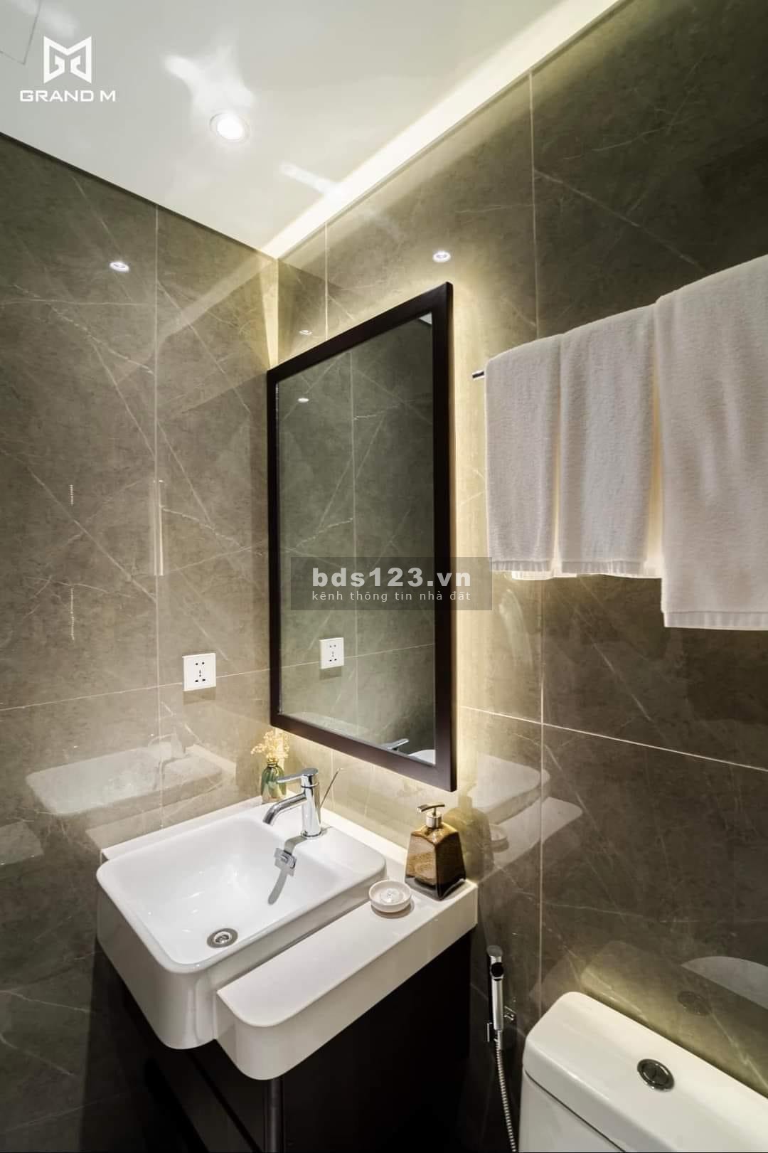 The Gloria by Silk Path căn hộ 2 phòng ngủ 2 vệ sinh. Diện tích 57m² thông thủy.