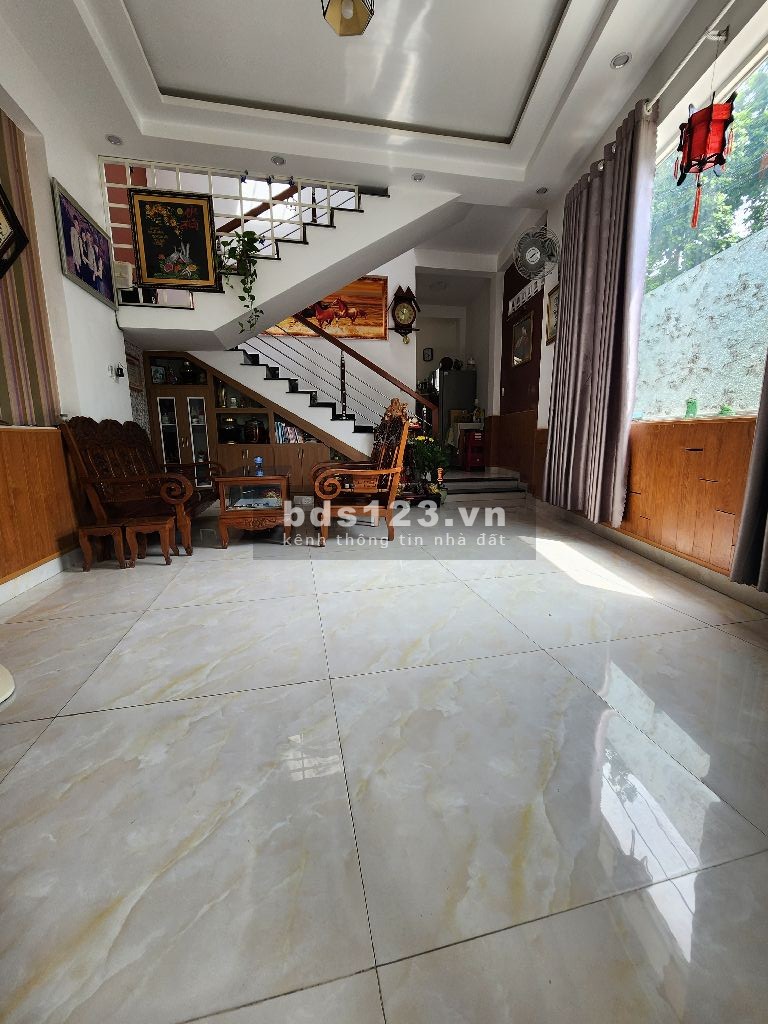 Bán nhà đẹp Nguyễn Xuân Hữu, Cẩm Lệ, DT 70m2, MT 3M, đường 7.5M, 3Ty3