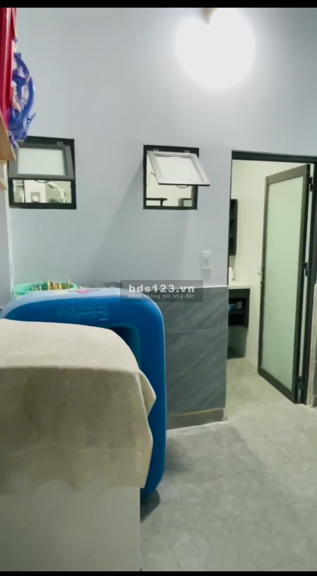 chuyển công tác cần bán gấp nhà mới xây gần chợ Bến Cát