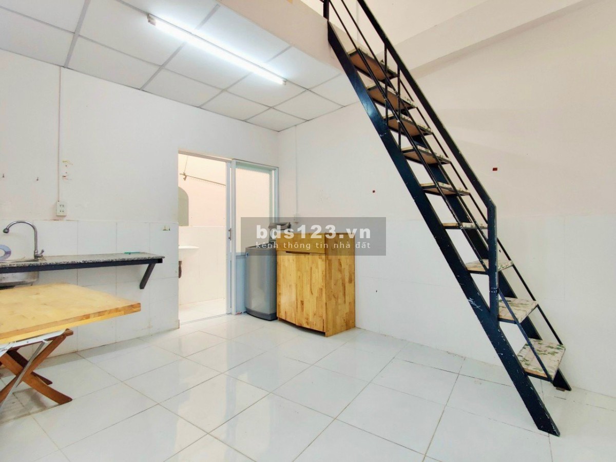 Cho thuê mini house hẻm 278 tầm vu 2 triệu 9/ tháng