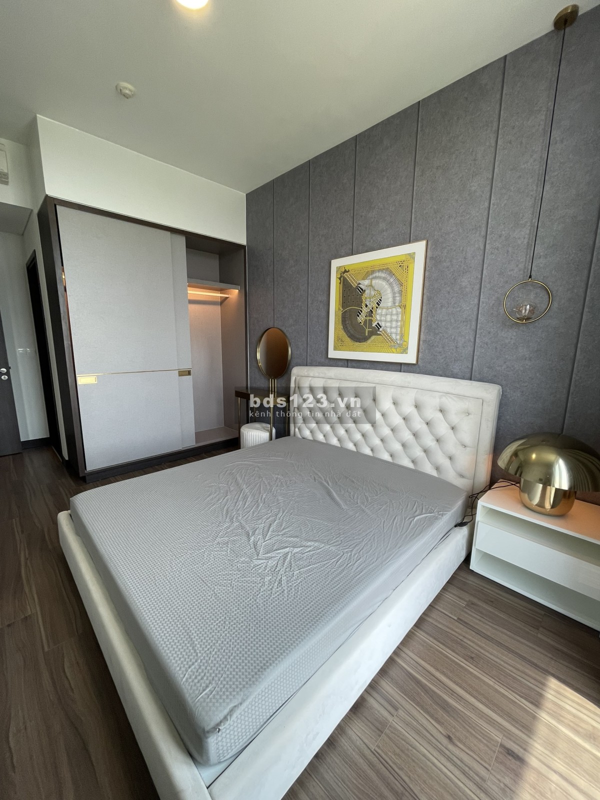 Giá tốt, view sông Quận 1, 2PN chỉ 35 triệu ở Empire City Quận 2, Full