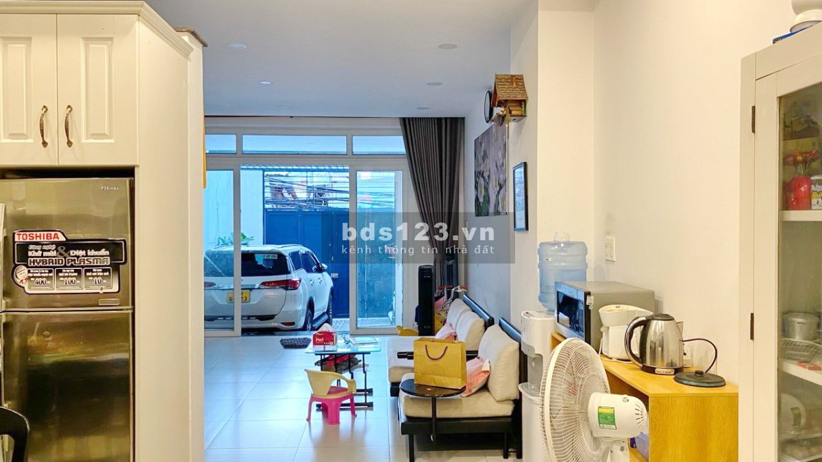 Bán nhà đẹp Khu Kiều Đàm Q7 DT: 5x17m 3 lầu giá 14 tỷ
