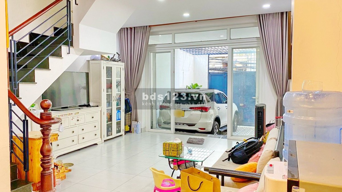 Bán nhà đẹp Khu Kiều Đàm Q7 DT: 5x17m 3 lầu giá 14 tỷ
