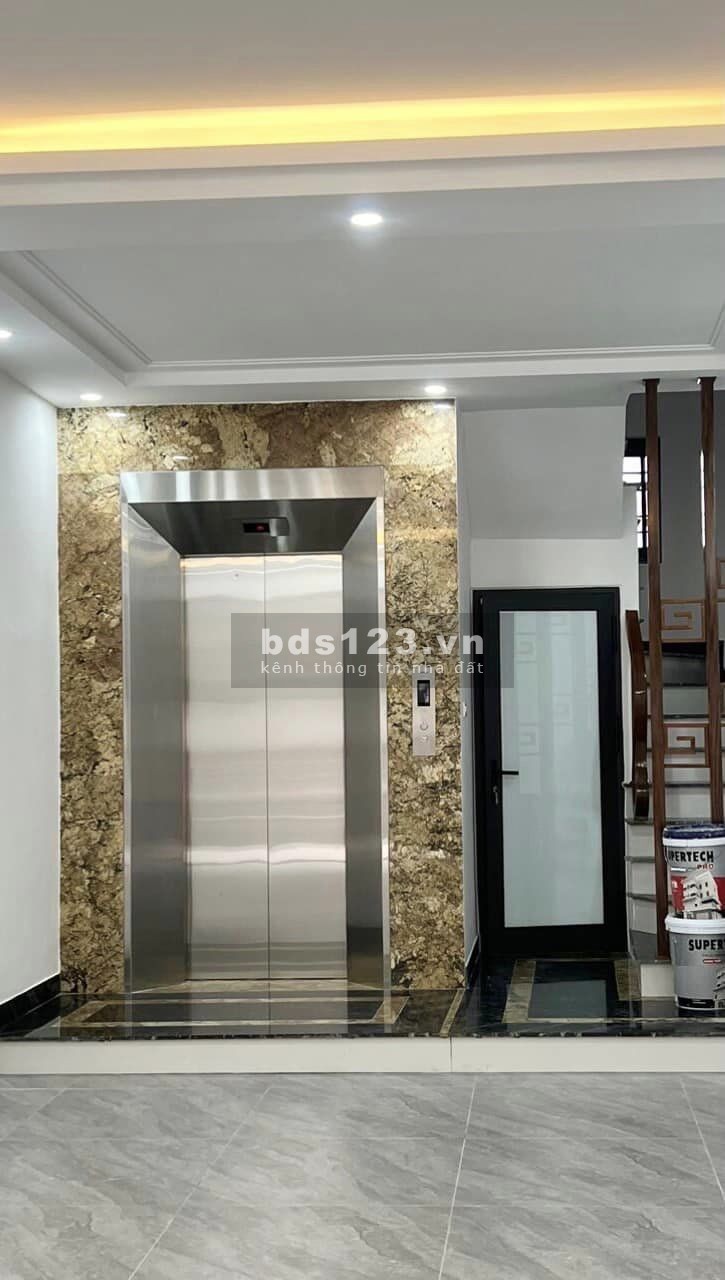 SP Bồ Đề - 7 Tầng thang máy - Ô tô vào nhà - Kinh doanh - 50M - Hơn 10 tỷ