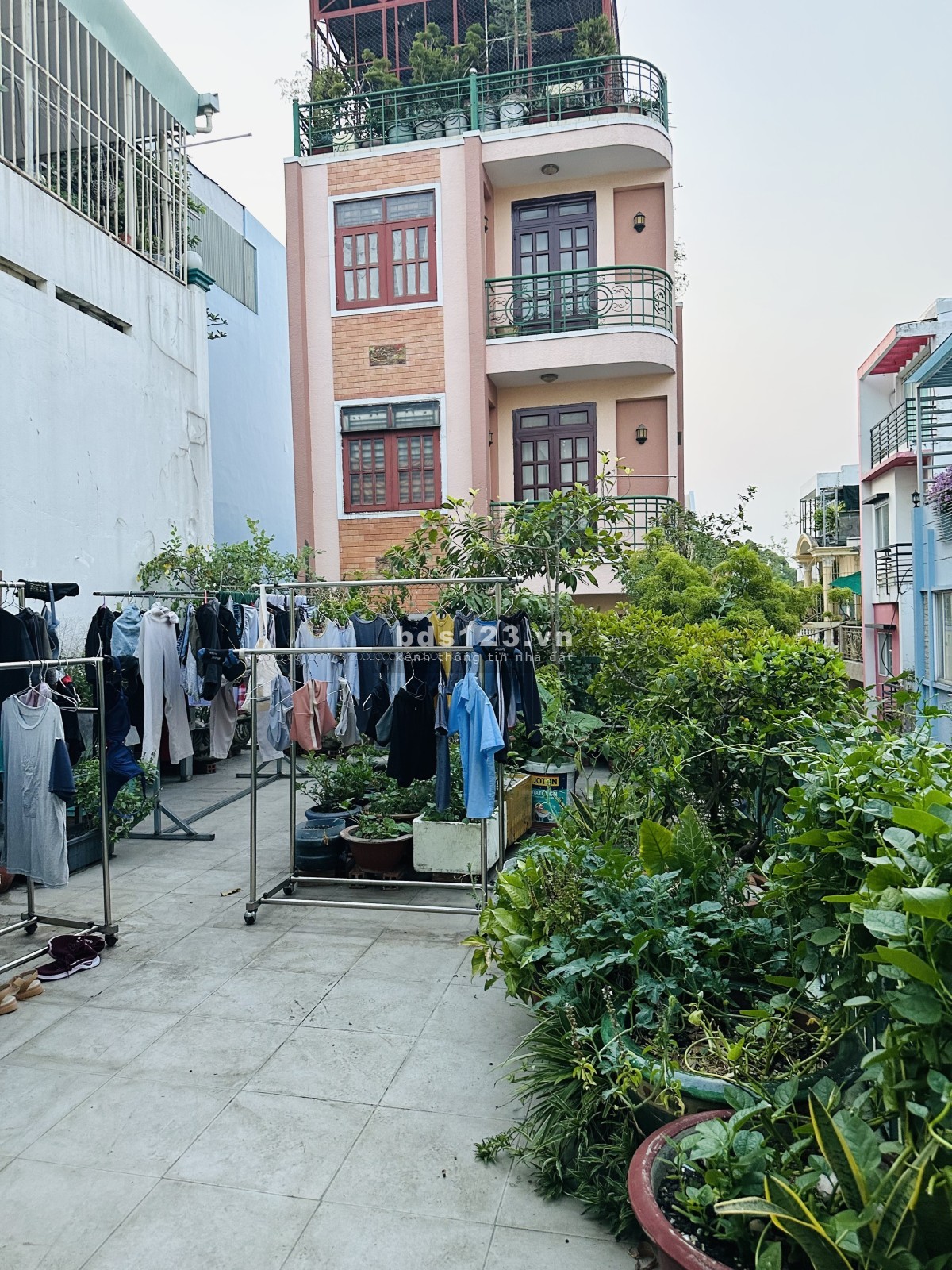 Bán nhà - Nguyễn Giản Thanh, Phường 15, Quận 10, 60m2 – 4m x 15m = 13,7 tỷ