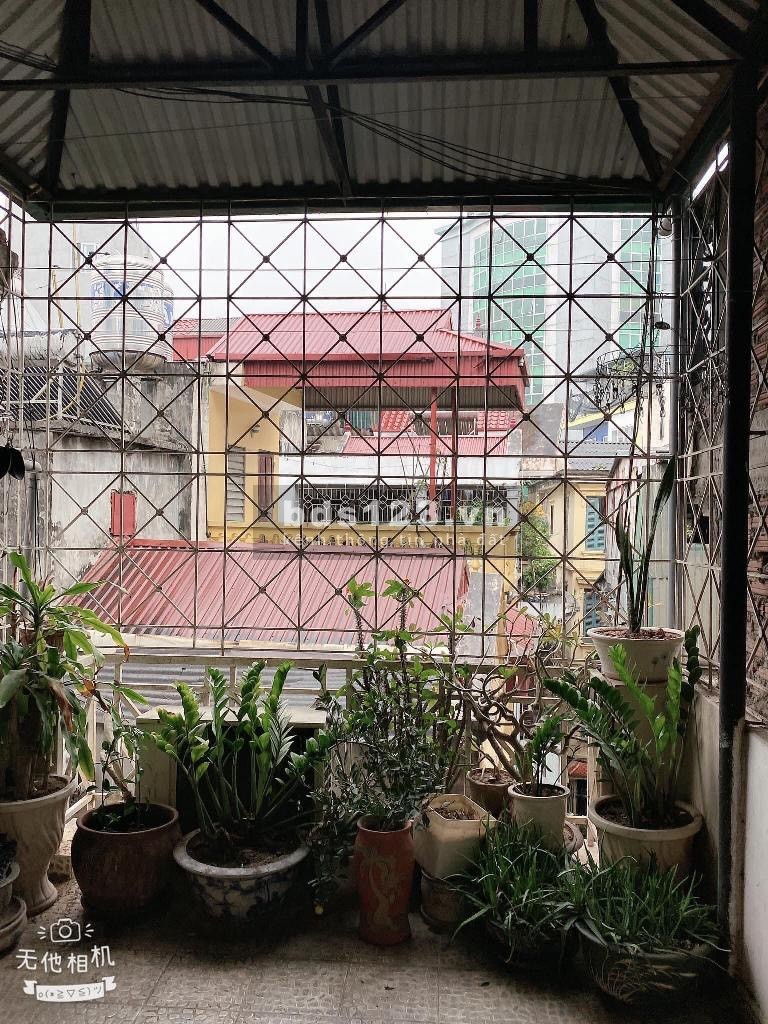 Bán nhà mặt Hồ Tây lộng gió Trích Sài, Thụy Khuê, Tây Hồ 5T. 56M2 giá 36 tỷ